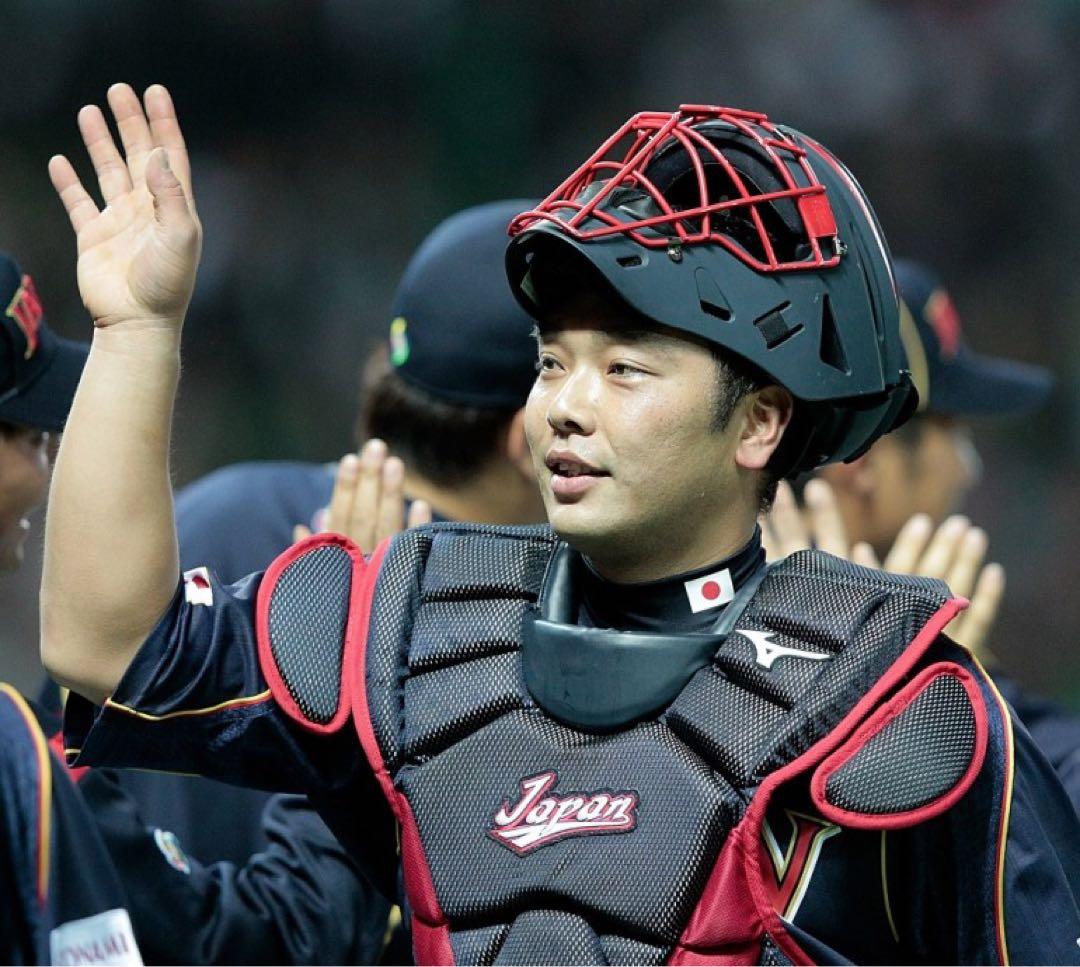 ホッケー型 キャッチャー マスク ヘルメット 阿部慎之助 侍ジャパン