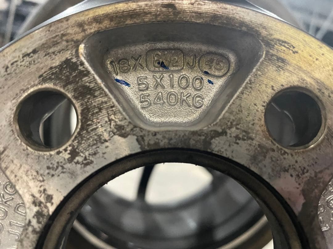 t*i様 ヨコハマアドバンレーシングRG-4 18インチ 8.5J +45 PC