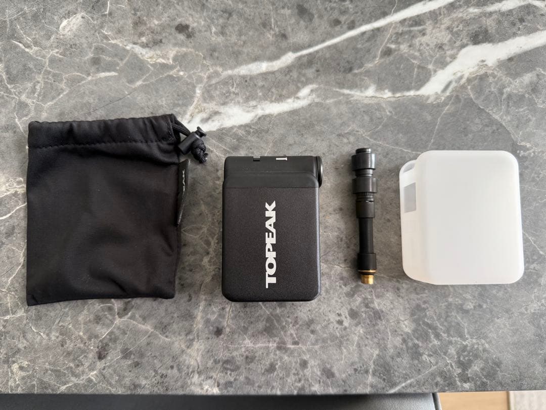 TOPEAK E-BOOSTER DIGITAL 電動エアーポンプ 空気入れ 電動エアーポンプ｜トピーク - E-BOOSTER DIGITAL