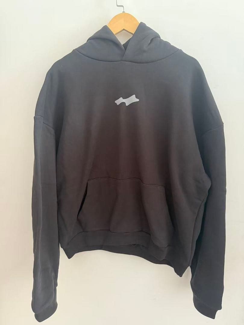 Skylrk skylrk Tokyo pop up 限定 フーディー L Tokyo pop-up