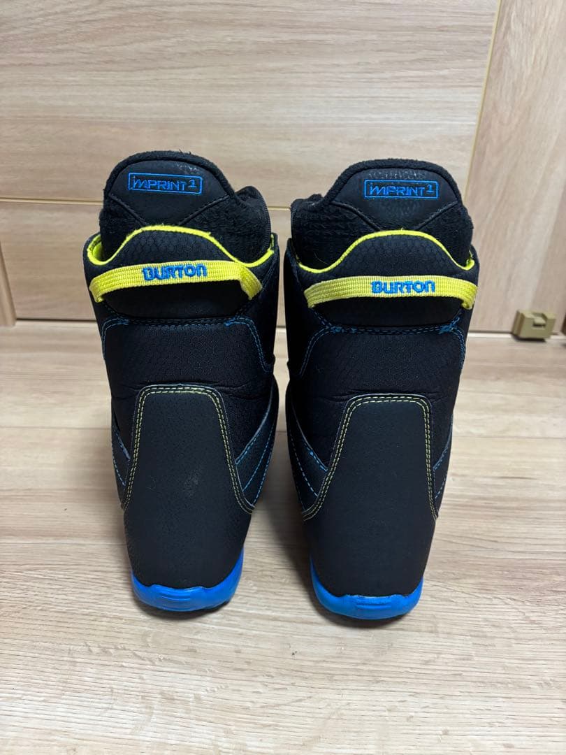 22センチ Burton スノーボードブーツ 子ども用 黒/青/黄色の通販はau