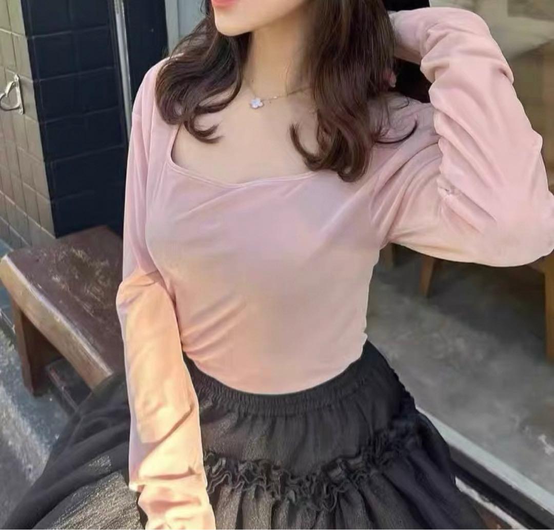 1点のみ早い者勝ちBibiy MILA VELOUR TOP