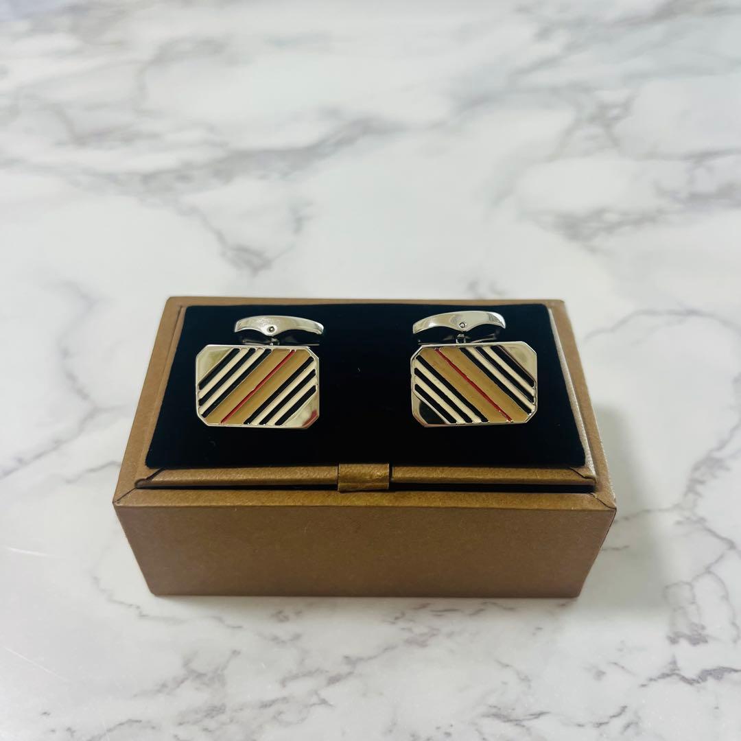 BURBERRY ストライプカフリンクス BURBERRY - BURBERRY バーバリー シルバー ストライプ カフリンクスの