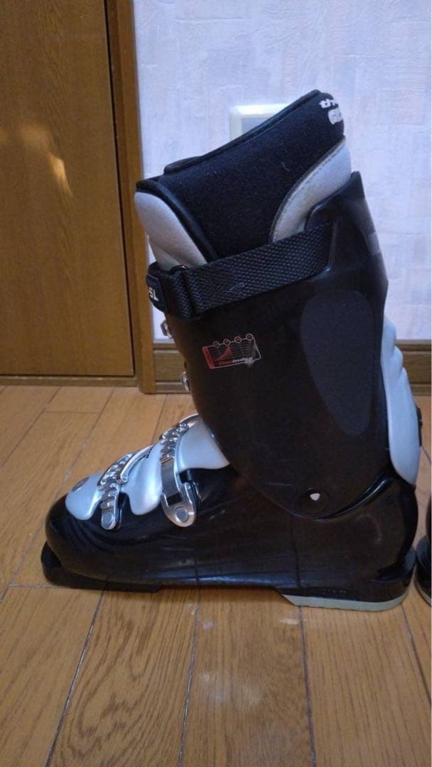 KNEISSEL スキーブーツ 26cm