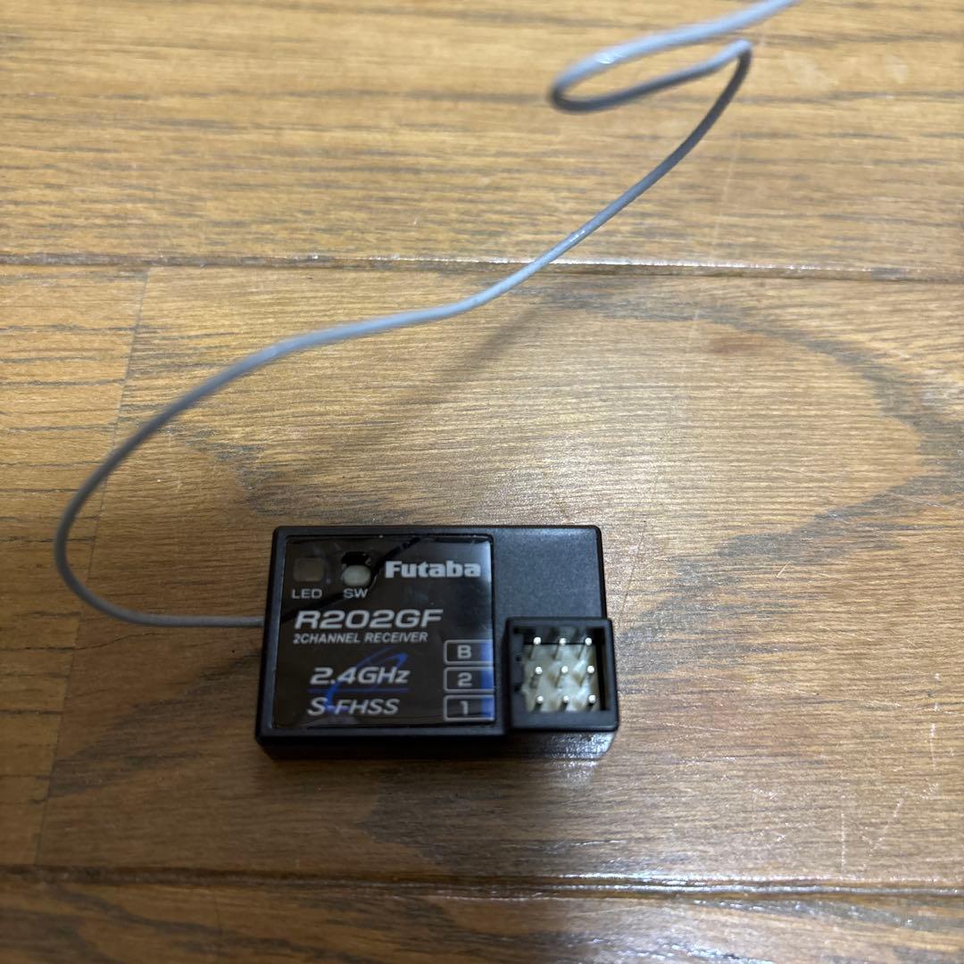 フタバ　受信機　R202GF 2セット フタバ 受信機 R202GF 2セット フタバ 受信機 R202GF 2セット R202GF