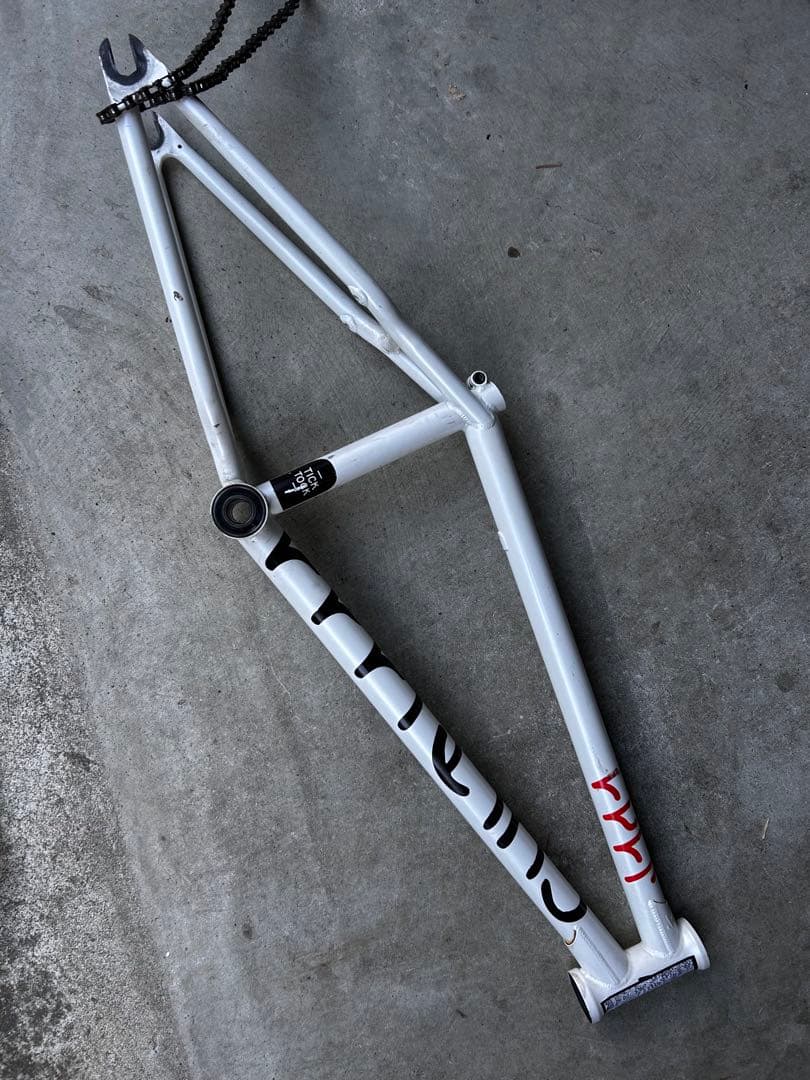 BMXフレーム ストリート カルト cult 20.75 BMXフレーム 20.75