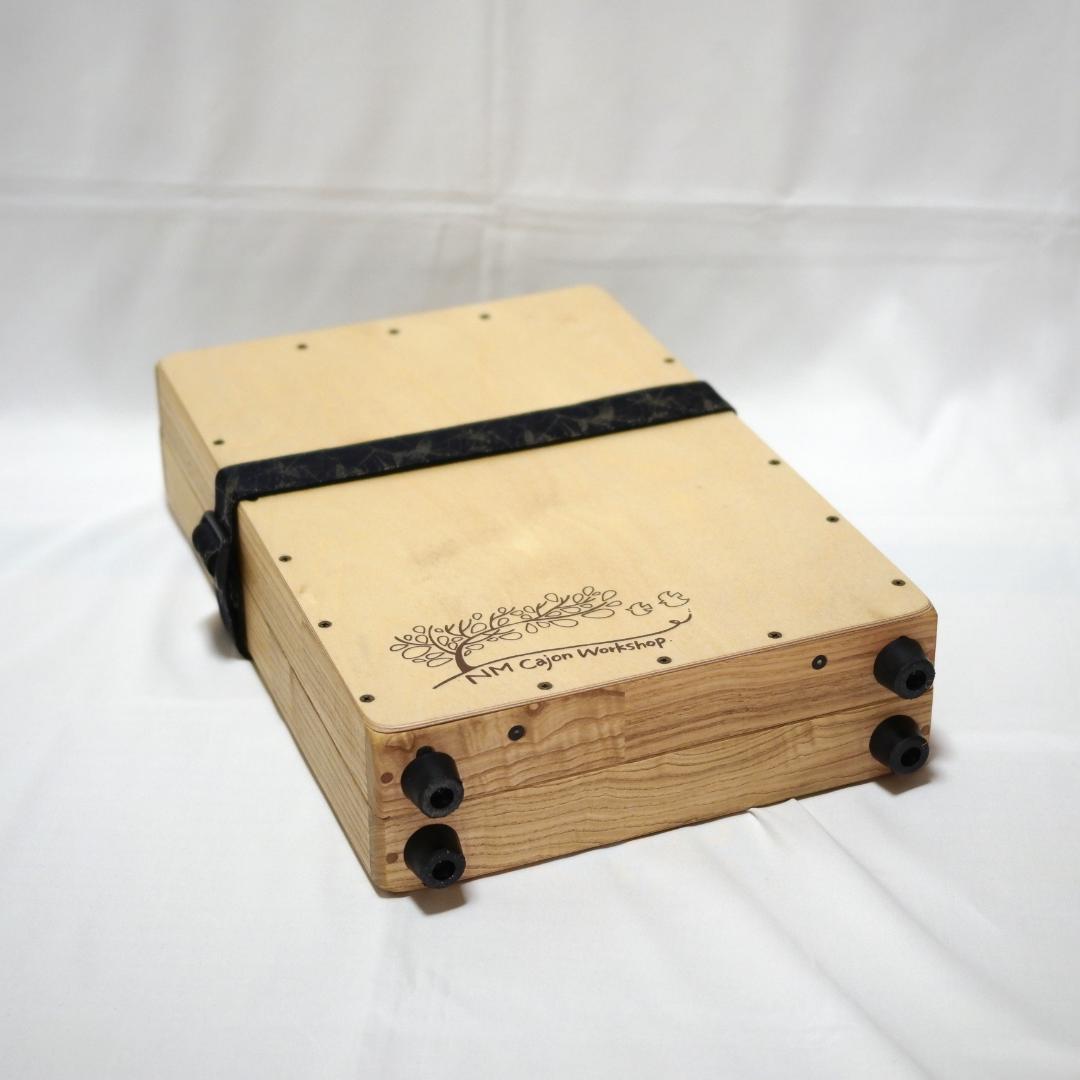 NM Cajon Workshop 折りたたみカホン Maletin II
