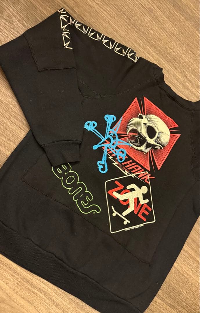 パウエル マルチ スウェット powell ZORLAC santa cruz - メルカリ