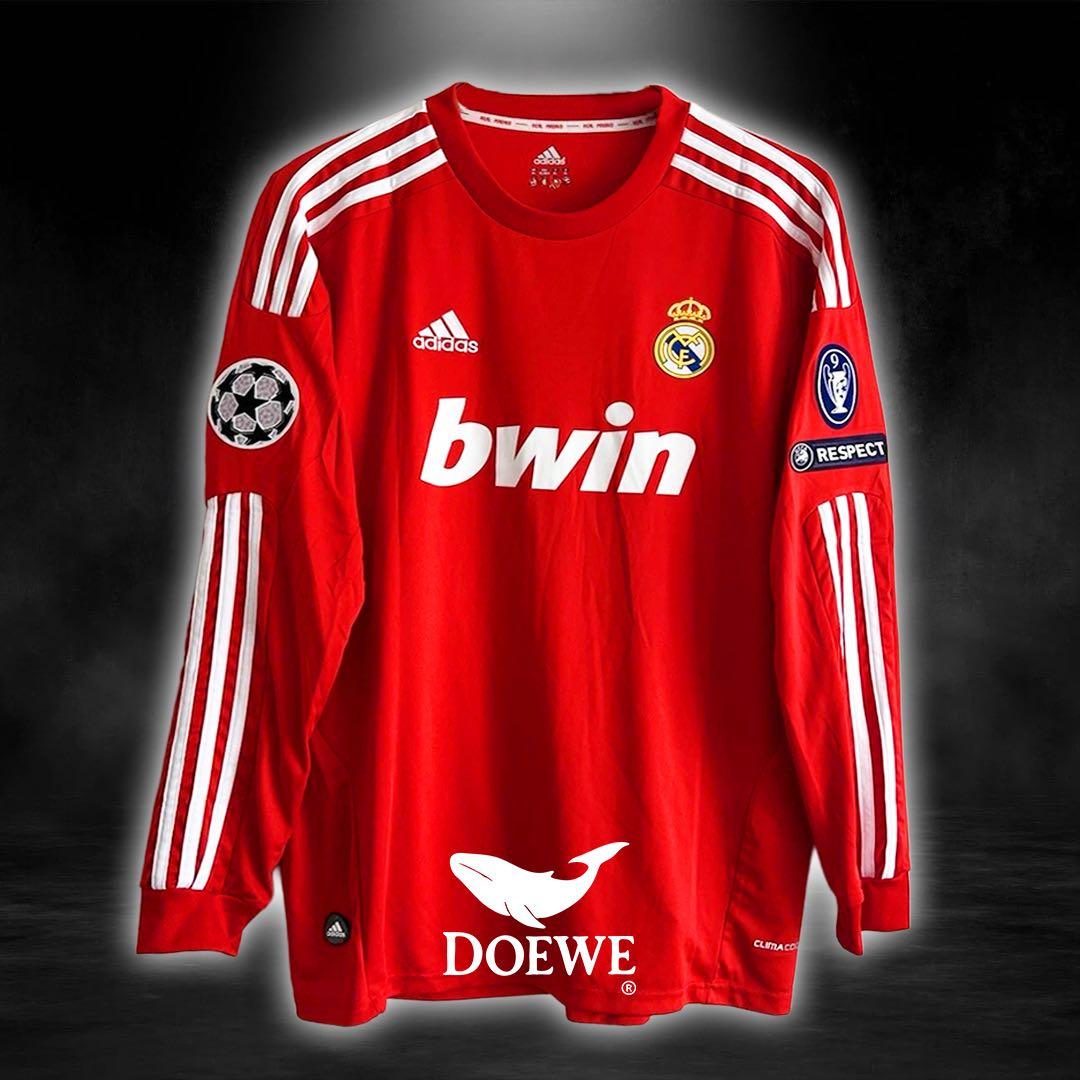 《新品》レッド　エジル　レアル 11-12 シーズズン　L 長袖　公式パッチ付き