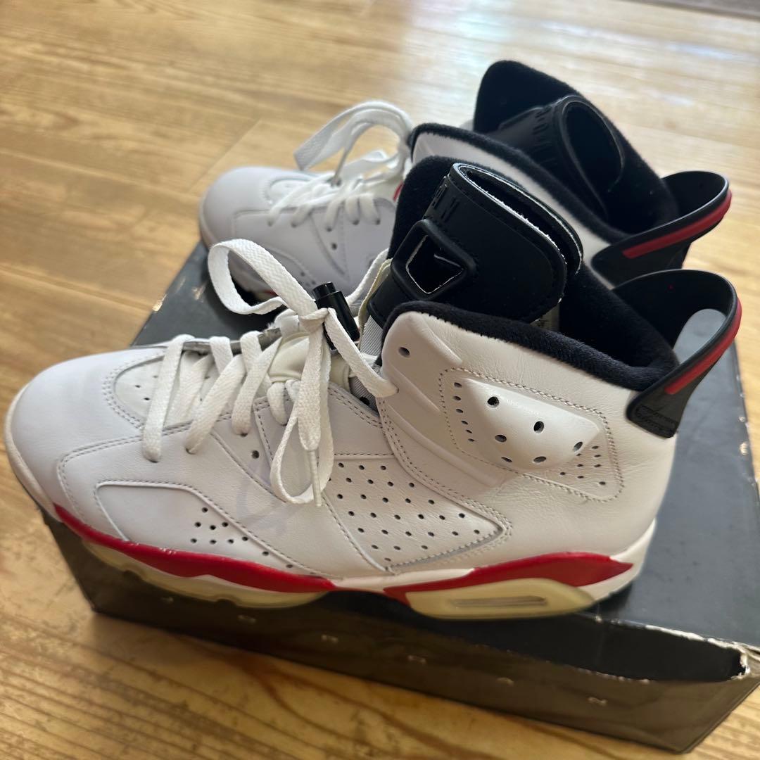 【新品 定価17,600円】NIKE AIR JORDAN 6 27.0cm