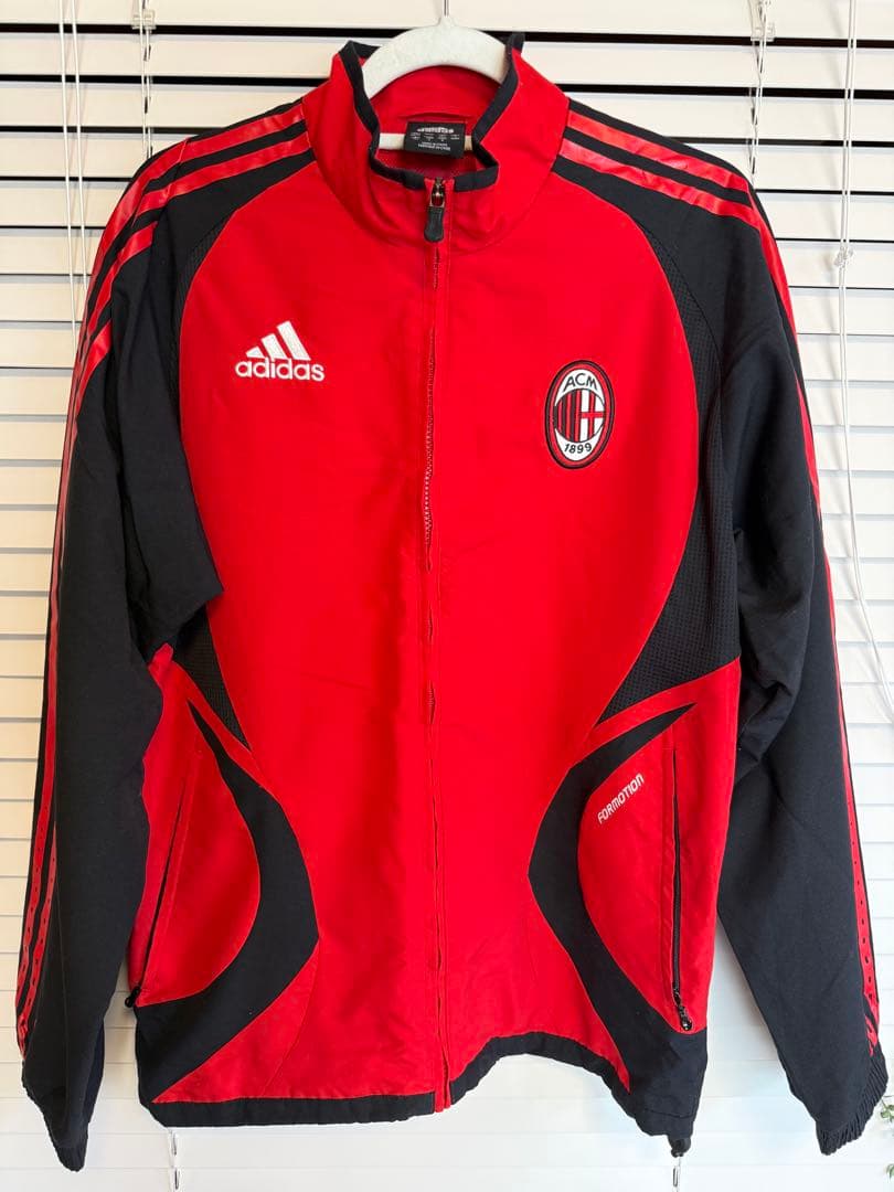 【希少】adidas ACミラン ジャージ セットアップ 上下 Sサッカー 良品 アディダス ACミラン ジャージ セットアップ 上下 130サイズ