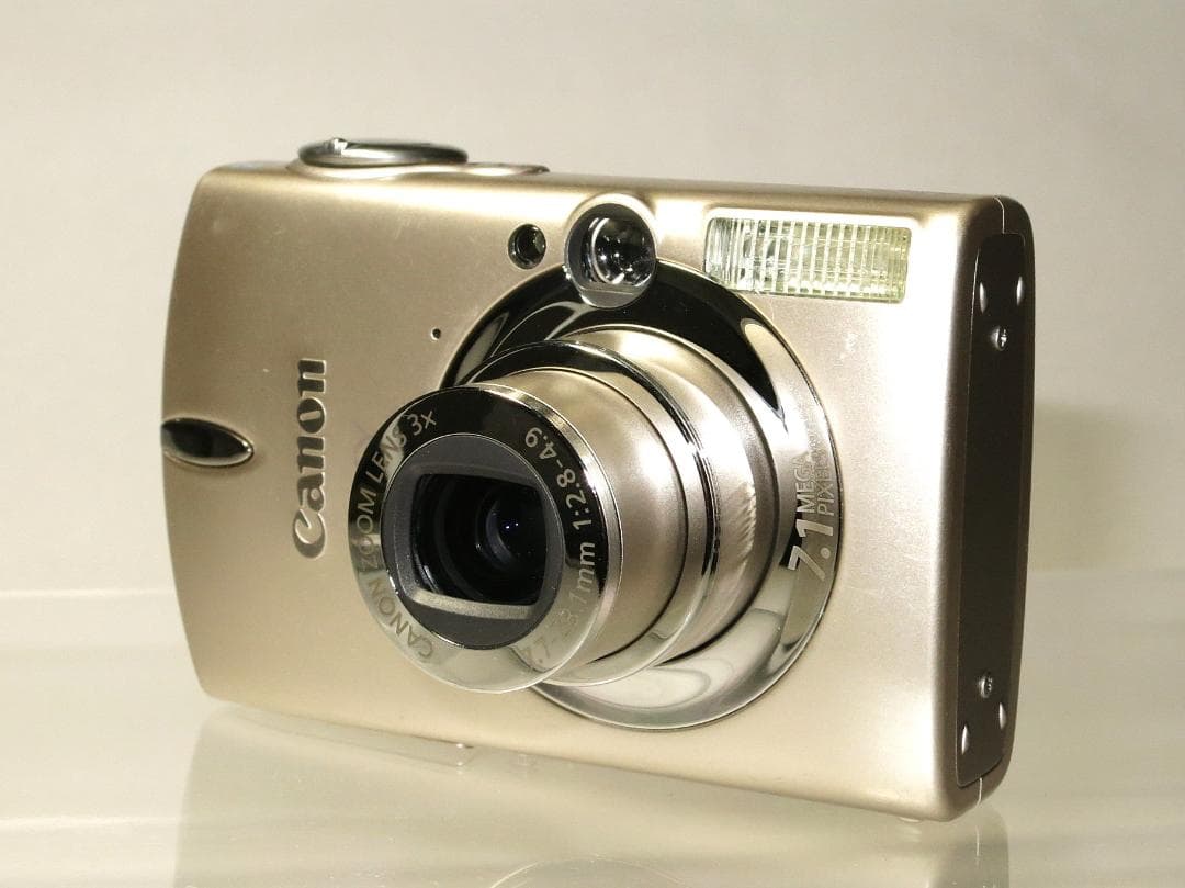Canon IXY DIGITAL 700 完動品 純正バッテリー、充電器付属
