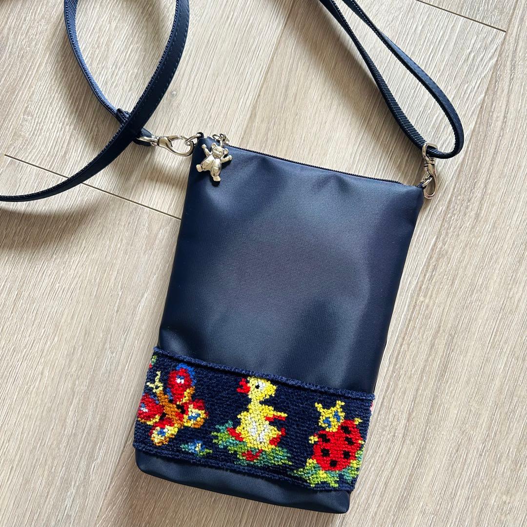 新品未使用 学校フェイラー ハイジ スマホショルダー ネイビー - メルカリ