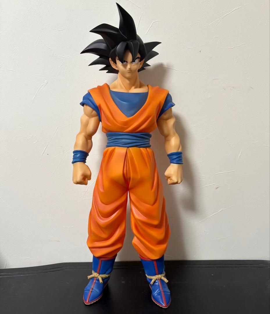 ギガンティックシリーズ ドラゴンボールZ 孫悟空 フィギュア ソフビ