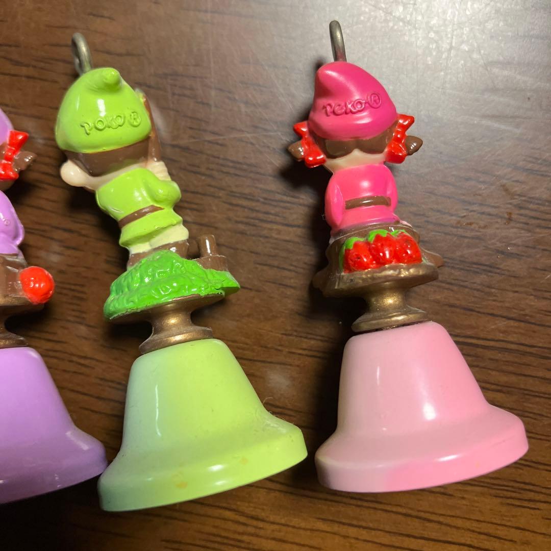 不二家 ペコちゃん ハンドベル おまけ キーホルダー - メルカリ
