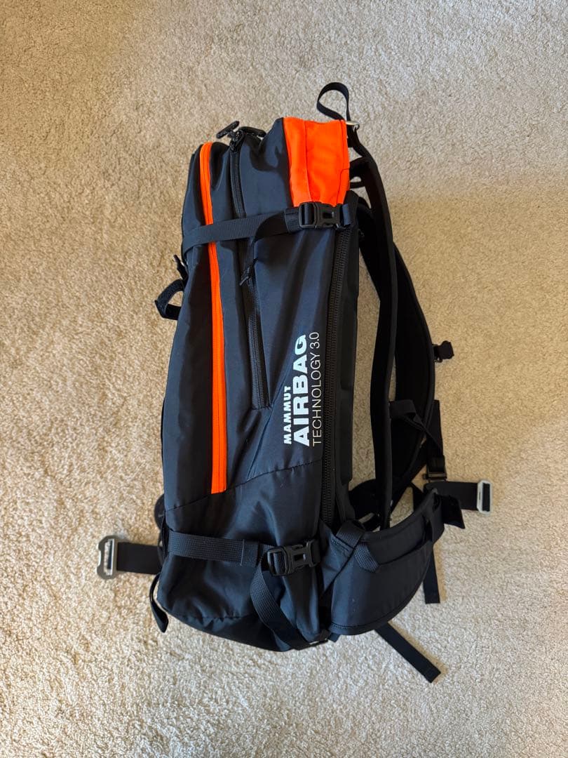 Mammoth AIRBAG TECHNO 3.0 バックパック 黒/オレンジ Free 22 Removable Airbag 3.0 | Mammut