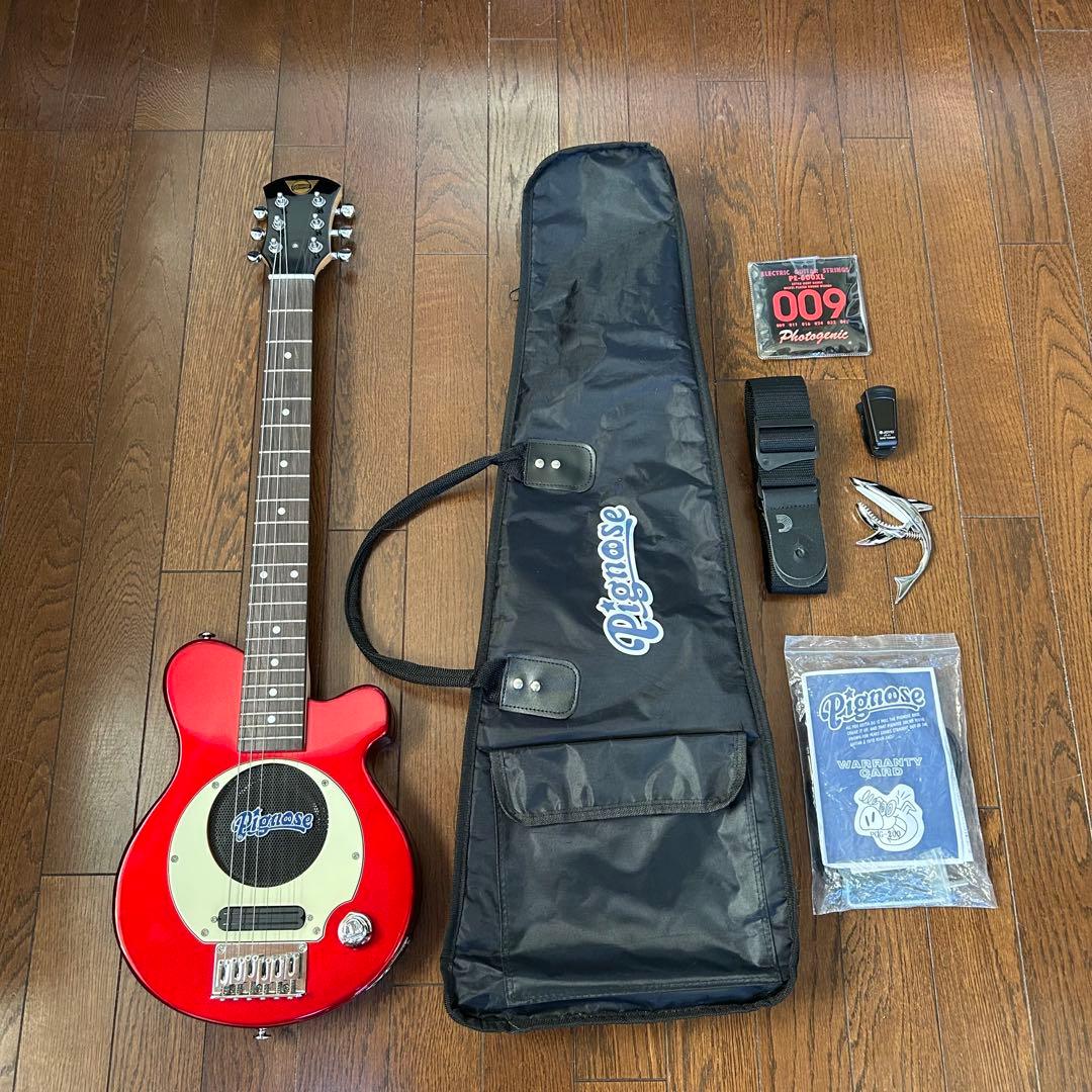 Pignose　ピグノーズ　エレキギター　レッド　アンプ内蔵ギター　美品 Pignose 【アンプ内蔵ミニエレキギター】PGG200 CA ケース付き