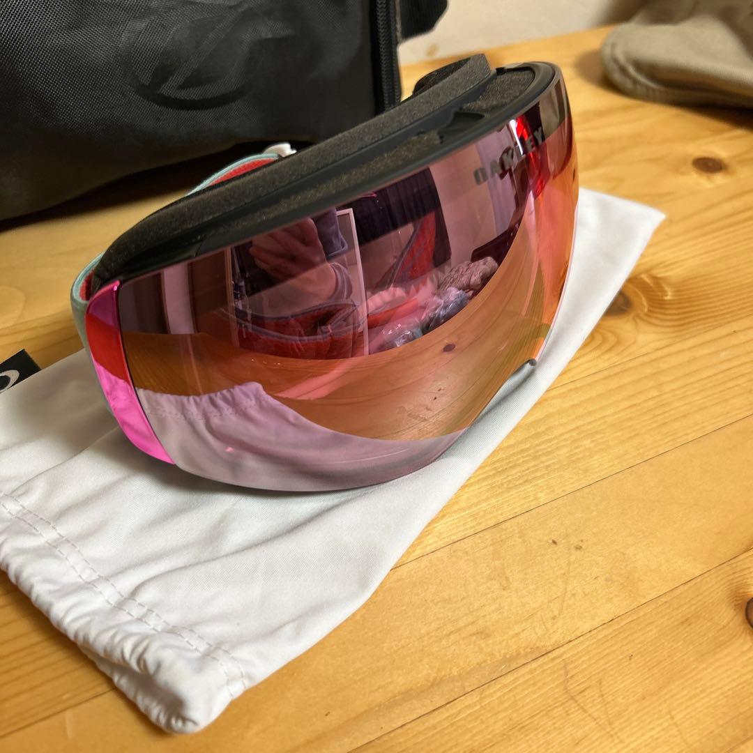 Oakley スキーゴーグル ピンクレンズ - メルカリ