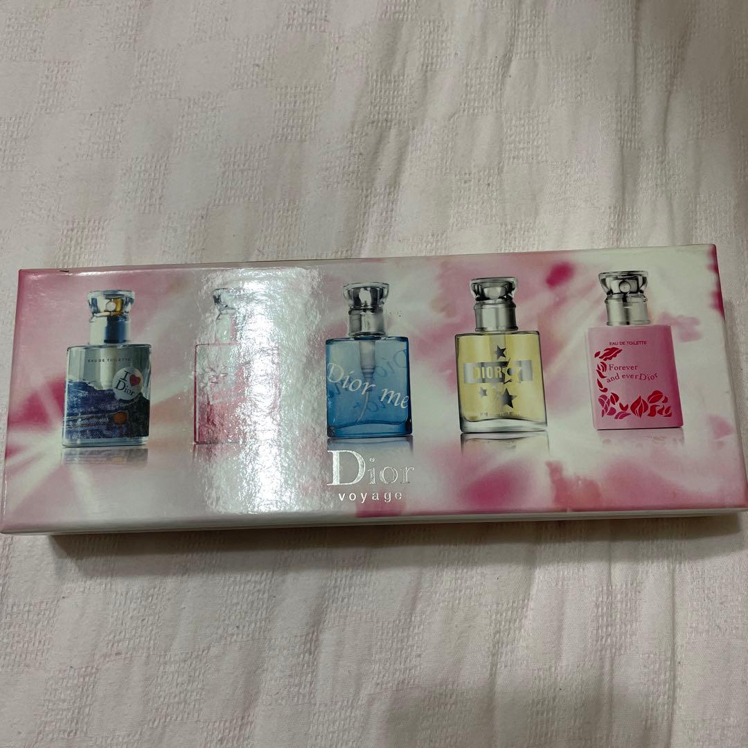 Dior香水ミニボトルセット - メルカリ