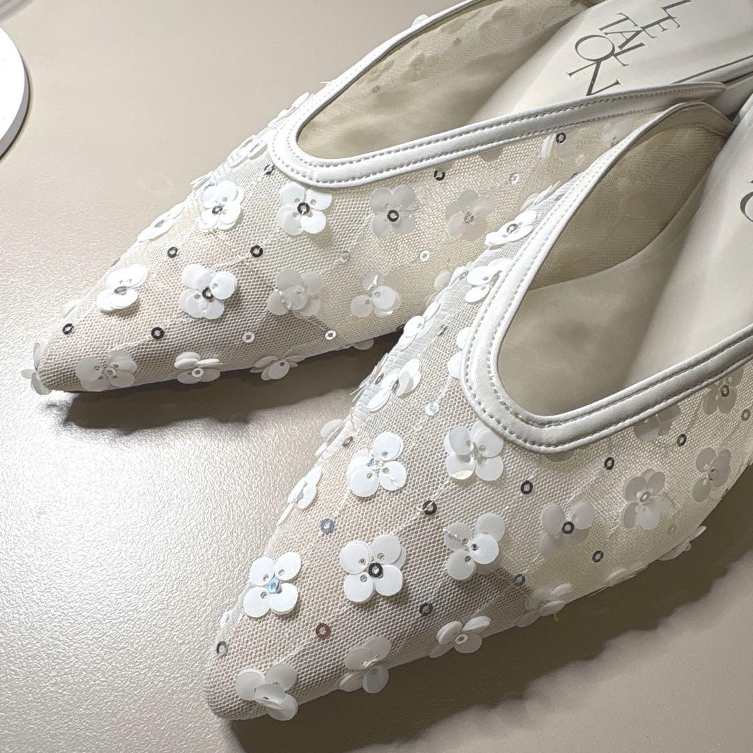 Le Talonポインテッドフラワーミュール 24.5cm