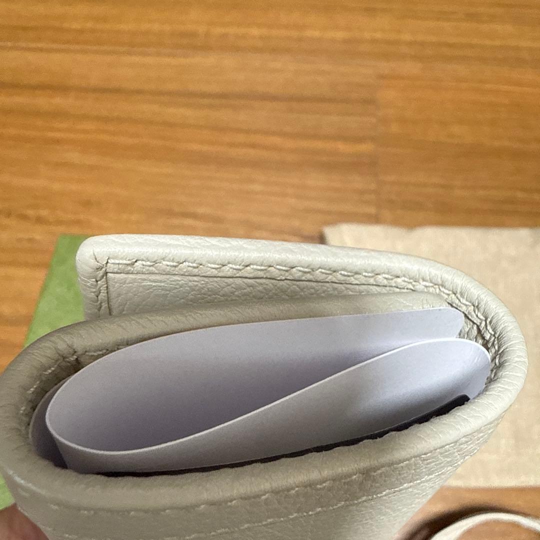 GUCCI バンブー装飾 ホワイトレザーキーケース グッチ