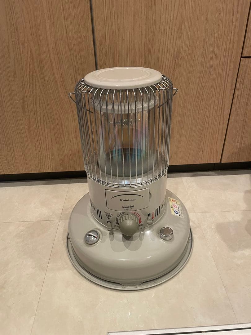 トヨトミ レインボーストーブ RB-25C ヨドバシ.com - トヨトミ TOYOTOMI 対流形石油ストーブ ホワイト 木造7