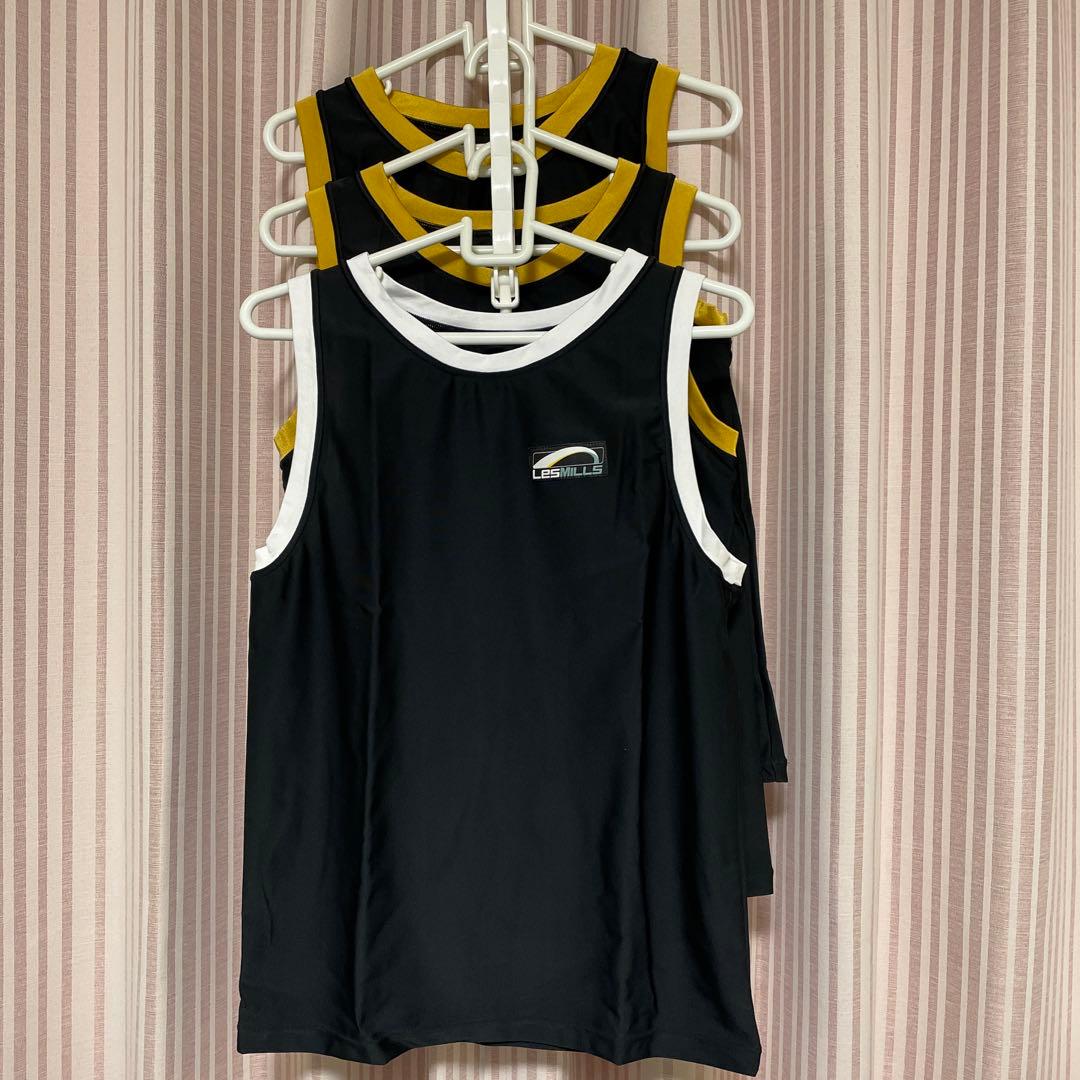 LESMILLS ストレッチタンク 3着セットで　　　　z36 LESMILLS ストレッチタンク 3着セットで z36 LESMILLS ストレッチ