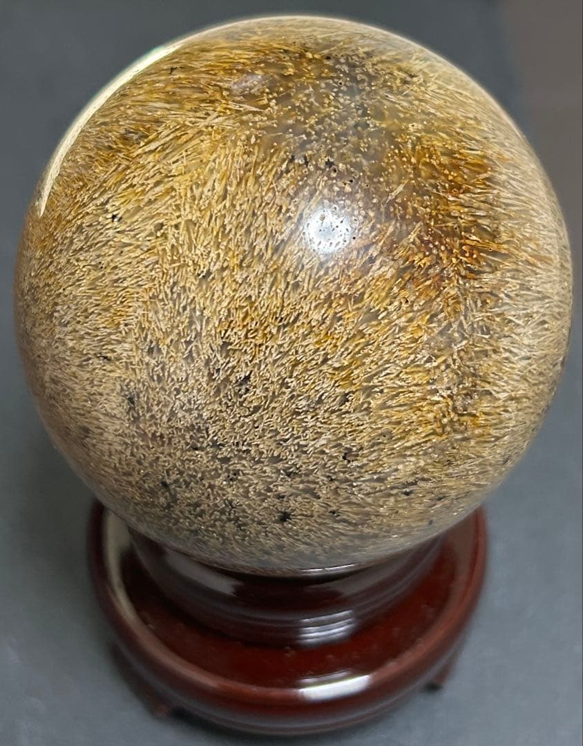 ゴールデンルチルクォーツクリスタル　丸玉　404.5g