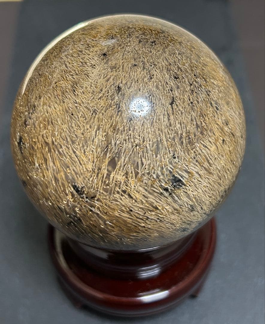 ゴールデンルチルクォーツクリスタル　丸玉　404.5g