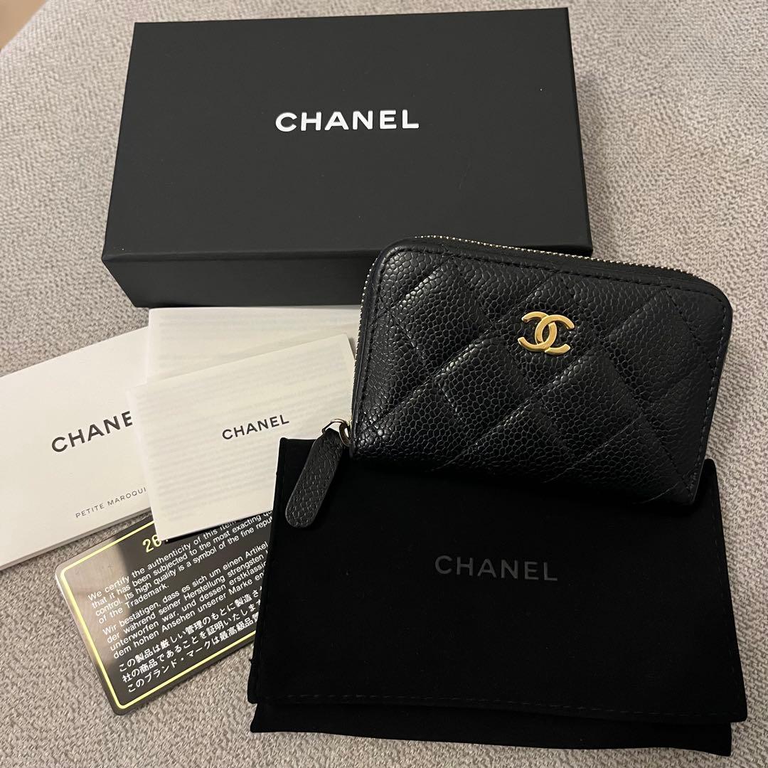 CHANEL パース　キャビアスキン CHANEL（シャネル） CHANEL A91796 マトラッセ カメラケース キャビア
