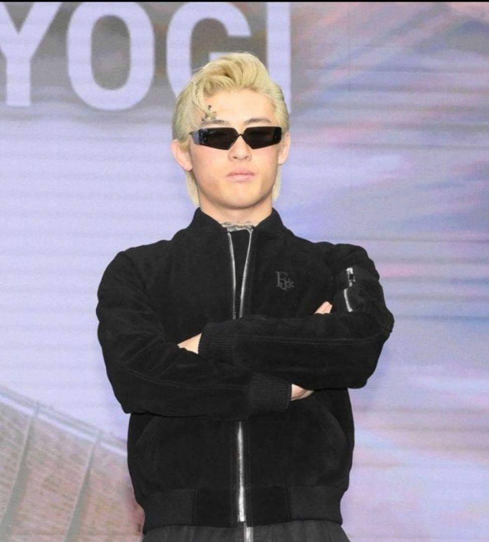 7/21迄】AMNJX SUEDE LEATHER MA-1 平本蓮 - メルカリ