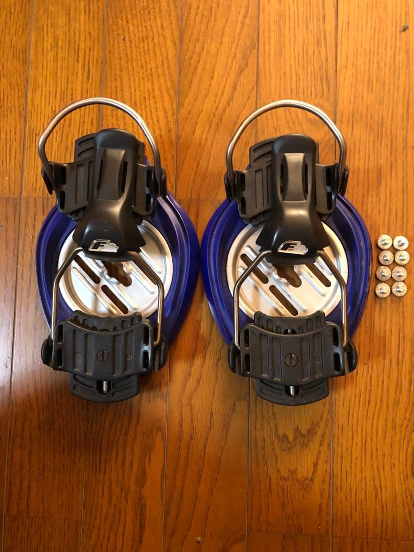 F2 CARVE RS M サイズ Roupeiro 3 portas de correr | 2 gav | com espelho e pés - Grupo K1