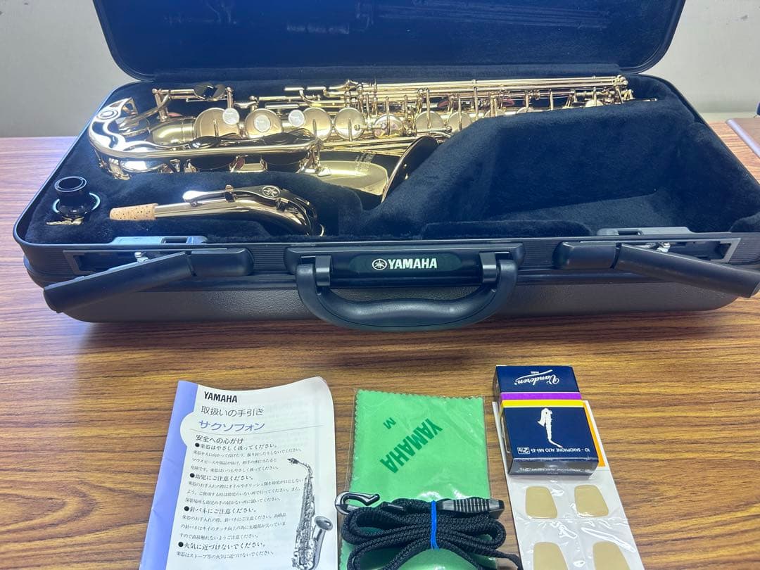 ヤマハアルトサックスYAS275 オリジナルケース付き