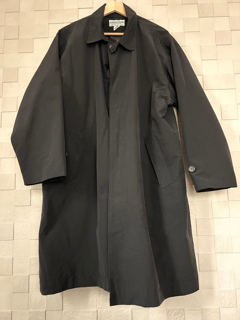 美品 SASSAFRAS GARDENING AT NIGHT COAT