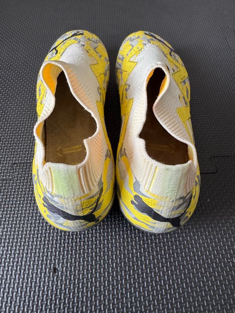 プーマ　フューチャー　アルティメット　FG/AG 25.5cm (価格交渉OK)