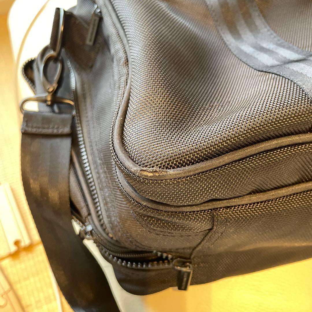 メーキャップフォーエバー プロフェッショナルバッグ - メルカリ