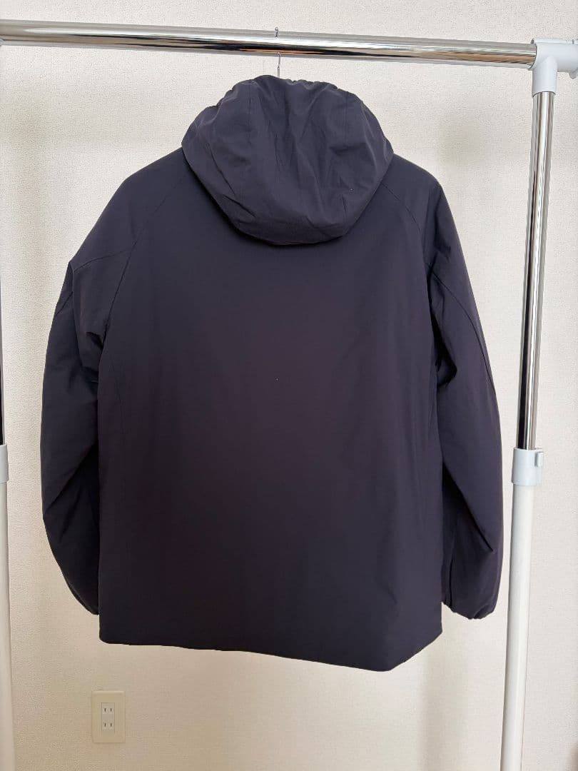 着用1回のみ】【完売品】ユニクロC パフテックパーカ L ネイビー