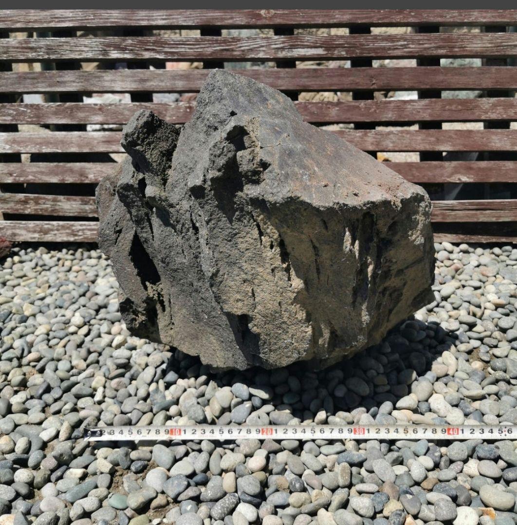 浅間溶岩石302キロ庭石石石材 庭坪庭ガーデニング