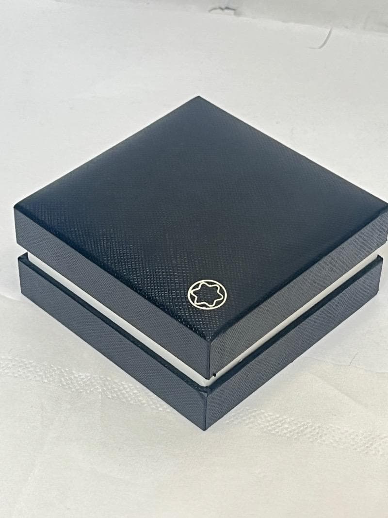 モンブラン Le Petit Prince 星の王子様 カフリンクス 限定品 - メルカリ