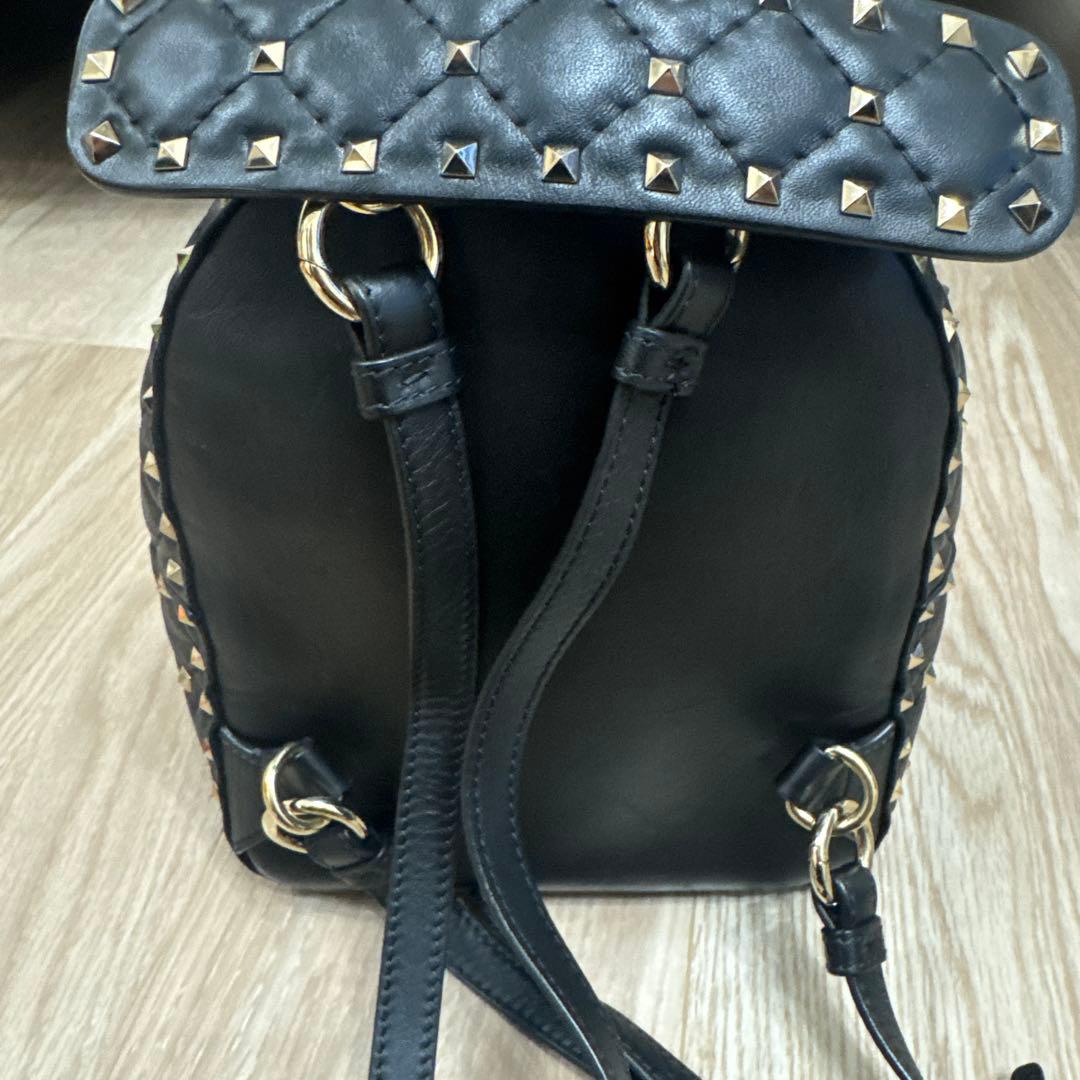 ルドルフ様専用 VALENTINO スタッズリュック - バッグオンライン ショップ