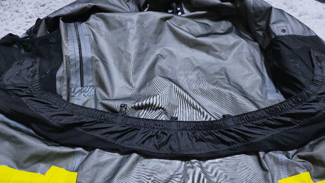 ✨定価半額以下✨《GOLDWIN ゴールドウイン》ゴアテックス3Lジャケット上下