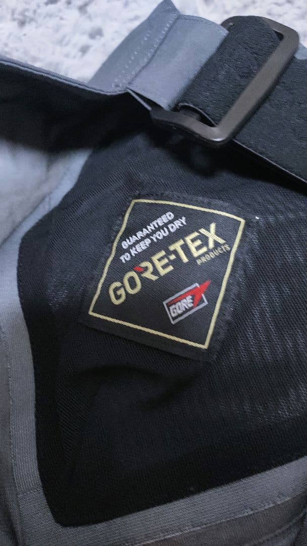 ✨定価半額以下✨《GOLDWIN ゴールドウイン》ゴアテックス3Lジャケット上下