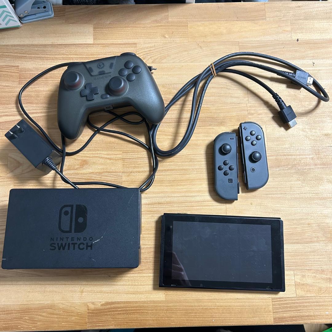 Nintendo switch　goma Amazon.com: Sonix x Sanrio Silicone Thumb Grip Caps for Joy-Con