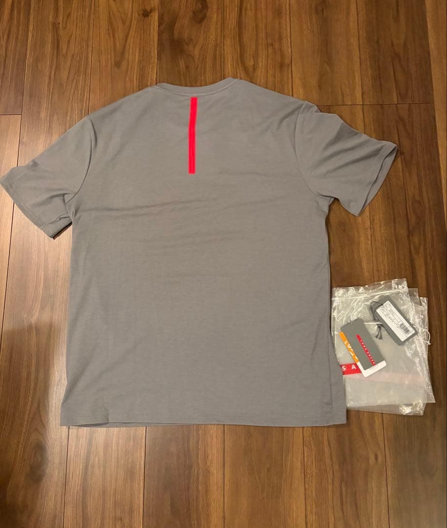 極美品】【プラダ】 ピレリ ルナロッサ Tシャツ M