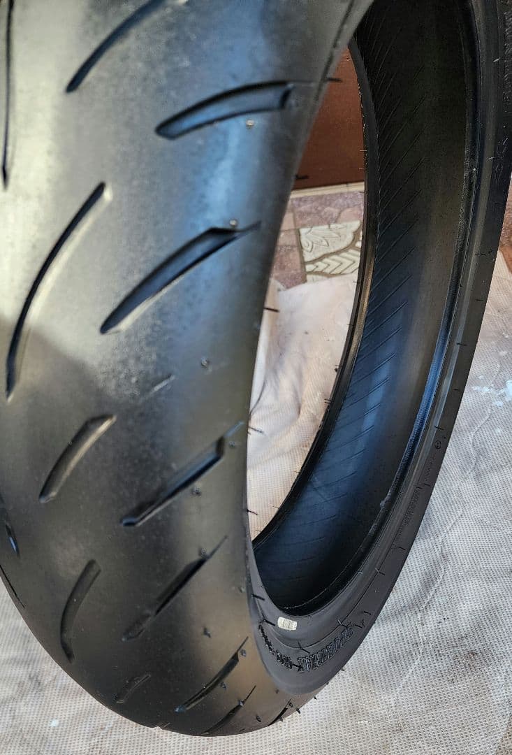 DUNLOP 130/70ZR16 ミシュラン 180/55ZR17-安い モデル