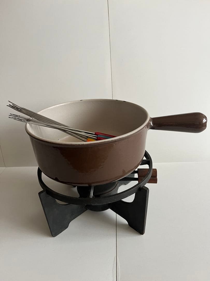 希少　廃盤　クーザンス フォンデュポットセット　22cm チョコレート色 希少 廃盤 クーザンス フォンデュポットセット 22cm チョコレート色