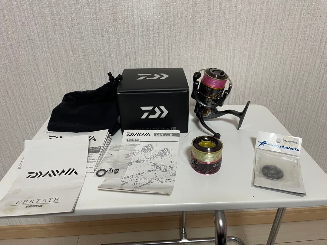 DAIWA 13CERTATE 2506H スピニングリール　おまけ付き DAIWA 13CERTATE 2506H スピニングリール おまけ付き