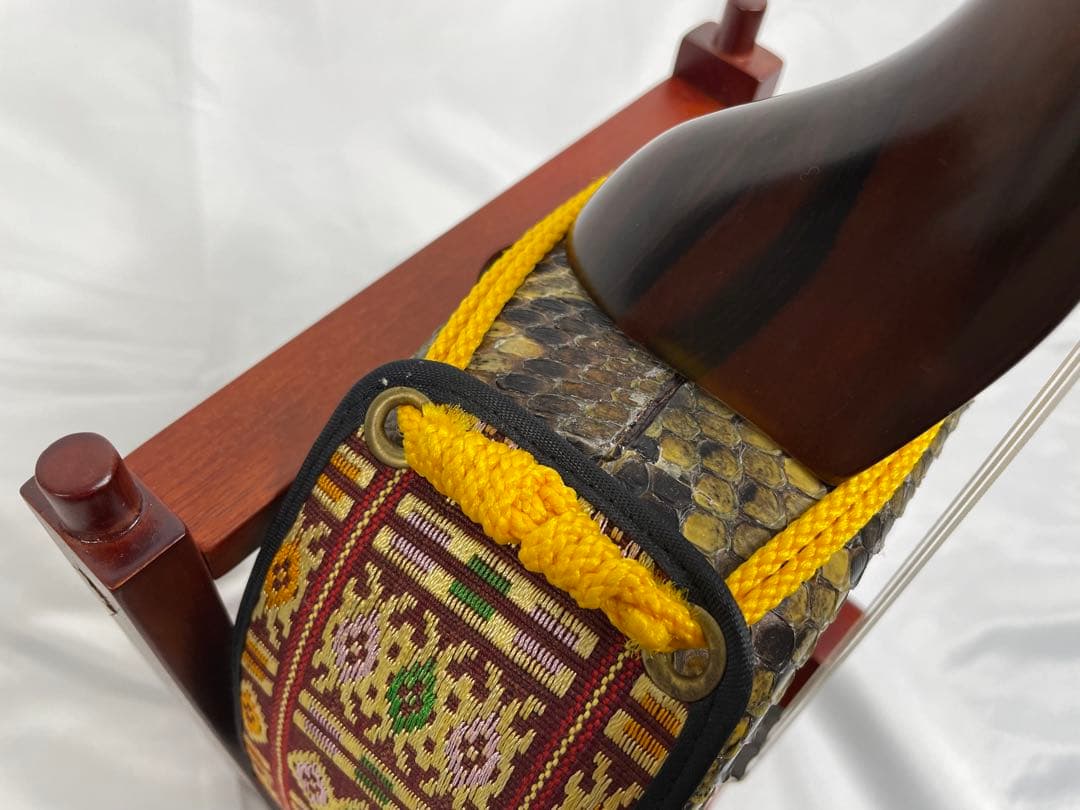 沖縄三線 宮古木工芸 本皮1枚張り 上等黒檀 - メルカリ