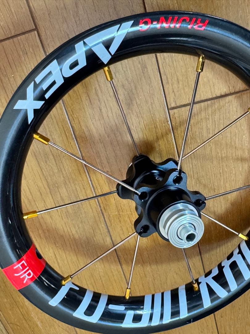 FUJINRACINGGOKISO カーボンホイール APEX STR仕様
