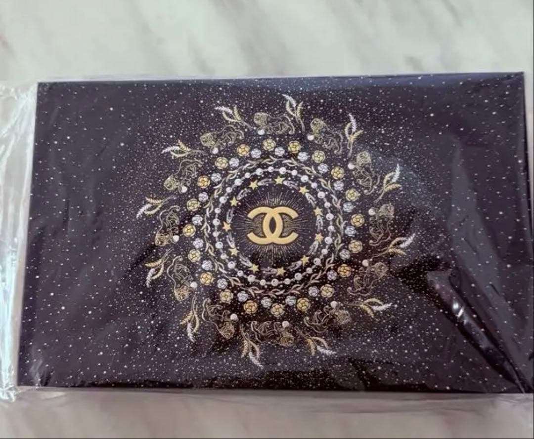 CHANEL クリスマスコフレ 2025 アイシャドウ&マスカラ 最低 価格